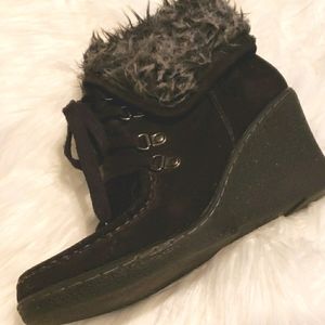 Hot Kiss Black Faux Fur Trimmed Ankle Boots